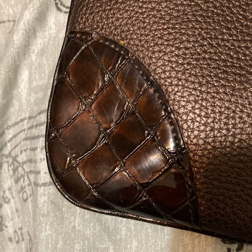 Brighton EUC Peyton Faux Crocodile Pebbled Leather Copper/Brown Bag with charm. - Picture 6 of 14